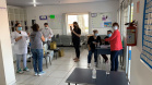 O Paraná aplicou 50.172 doses de vacina contra a Covid-19 neste fim de semana (01 e 02). Pelo menos 92 municípios da abrangência de 20 Regionais de Saúde realizaram ações que fazem parte da campanha do Governo do Estado “De Domingo a Domingo”. -  Curitiba, 03/05/2021  -  Foto: SESA
