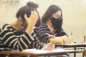Nesta segunda-feira (3), a Universidade Estadual de Ponta Grossa (UEPG) finalizou a segunda etapa das provas do Vestibular 2020. Os candidatos responderam às questões das disciplinas específicas do curso escolhido.   -  Ponta Grossa, 03/05/2021  -  Fotos: Aline Jasper e Luciane Navarro/UEPG