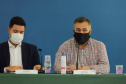 O governador Carlos Massa Ratinho Junior atende a imprensa nesta terça-feira (4) para falar sobre o retorno gradativo das aulas presenciais na rede estadual de ensino. Curitiba, 04/05/2021. Beto Preto, Secretario de Estado da Saude. Foto: Geraldo Bubniak/AEN