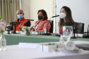 A primeira-dama do Paraná, Luciana Saito Massa, presidiu nesta terça-feira (4), em Curitiba, o primeiro Encontro de Primeiras-Damas do Paraná. A iniciativa tem como objetivo promover um debate entre as primeiras-damas de todos os municípios paranaenses sobre políticas públicas direcionadas à área social e à mulher.