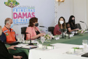A primeira-dama do Paraná, Luciana Saito Massa, presidiu nesta terça-feira (4), em Curitiba, o primeiro Encontro de Primeiras-Damas do Paraná. A iniciativa tem como objetivo promover um debate entre as primeiras-damas de todos os municípios paranaenses sobre políticas públicas direcionadas à área social e à mulher.