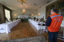A primeira-dama do Paraná, Luciana Saito Massa, presidiu nesta terça-feira (4), em Curitiba, o primeiro Encontro de Primeiras-Damas do Paraná. A iniciativa tem como objetivo promover um debate entre as primeiras-damas de todos os municípios paranaenses sobre políticas públicas direcionadas à área social e à mulher.