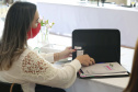 A primeira-dama do Paraná, Luciana Saito Massa, presidiu nesta terça-feira (4), em Curitiba, o primeiro Encontro de Primeiras-Damas do Paraná. A iniciativa tem como objetivo promover um debate entre as primeiras-damas de todos os municípios paranaenses sobre políticas públicas direcionadas à área social e à mulher.