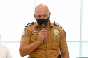 O governador Carlos Massa Ratinho Junior assinou nesta quinta-feira (6), em um ato no Palácio Iguaçu, os decretos que autorizam a promoção de praças da Polícia Militar do Paraná (policiais e bombeiros militares) e a regulamentação da diária extrajornada para policiais militares. Foto:Ari Dias/AEN