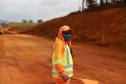 O governador Carlos Massa Ratinho Junior visita nesta quinta-feira (6) as obras da PRC-239, entre Pitanga e Mato Rico, no Centro do Estado. O Governo do Paraná está investindo quase R$ 90 milhões na implantação de 43 quilômetros de asfalto. 06/05/2021 - Foto: Geraldo Bubniak/AEN