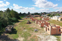 Representantes da Cohapar e da Prefeitura de Rio Azul vistoriaram nesta quinta-feira (6) a obra de construção de 34 casas populares na cidade, na região Centro-Sul do Estado. O projeto, orçado em R$ 2,5 milhões, faz parte do programa Casa Fácil Paraná, do Governo do Estado, na modalidade Vida Nova, voltada pessoas em vulnerabilidade social com renda familiar de até três salários mínimos.  -  Foto: Alessandro Vieira/AEN