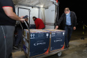 Segundo lote com  67.860 doses da vacina Pfizer/Comirnaty/BioNtech  chega  no Centro de Medicamentos do Paraná (Cemepar), em Curitiba, na noite desta segunda-feira (10).  Foto: Geraldo Bubniak/AEN