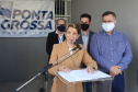 O Governo do Estado inaugurou uma nova Unidade Básica de Saúde (UBS) no município de Ponta Grossa nesta terça-feira (11). A obra possui um investimento de R$ 750 mil de repasse estadual. O secretário de Estado da Saúde, Beto Preto, esteve presente na inauguração e falou sobre a importância desta obra para a população.  -  Ponta Grossa, 11/05/2021  -  Foto: Ari Dias/AEN