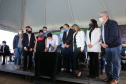 O governador Carlos Massa Ratinho Junior libera novos recursos para Londrina nesta sexta-feira (14), além de visitar as obras de construção da Cidade Industrial, que conta com investimento do Estado. Entre as iniciativas está a construção de um Condomínio do Idoso no município, dentro do programa Viver Mais Paraná.   14/05/2021 - Foto: Geraldo Bubniak/AEN