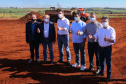 O governador Carlos Massa Ratinho Junior libera novos recursos para Londrina nesta sexta-feira (14), além de visitar as obras de construção da Cidade Industrial, que conta com investimento do Estado. Entre as iniciativas está a construção de um Condomínio do Idoso no município, dentro do programa Viver Mais Paraná. 14/05/2021 - Foto: Geraldo Bubniak/AEN