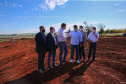 O governador Carlos Massa Ratinho Junior libera novos recursos para Londrina nesta sexta-feira (14), além de visitar as obras de construção da Cidade Industrial, que conta com investimento do Estado. Entre as iniciativas está a construção de um Condomínio do Idoso no município, dentro do programa Viver Mais Paraná. 14/05/2021 - Foto: Geraldo Bubniak/AEN
