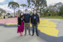 Uma cerimônia no jardim do Palácio Iguaçu, em Curitiba, realizada na manhã deste sábado (15), marcou a abertura oficial da 26ª edição da Marcha para Jesus. Ao lado de pastores de diferentes denominações religiosas da capital, o governador Carlos Massa Ratinho Junior e a primeira-dama Luciana Saito Massa acompanharam a solenidade, além de outras autoridades. O evento faz parte do Calendário Oficial do Estado. - Curitiba, 15/05/2021 - Foto: Valdelino Pontes
