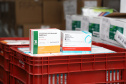 O Paraná deve receber 413.880 doses de vacina contra a Covid-19 nos próximos dias. As informações são do 18º informe técnico da 20ª pauta de distribuição do Ministério da Saúde, divulgada neste final de semana. Segundo o documento, o Estado receberá 229.100 doses do imunizante AstraZeneca/Fiocruz, 374.100 CoronaVac/Butantan e 39.780 doses da vacina Comirnaty/Pfizer. -  Curitiba, 17/05/2021   -  Foto: Ari Dias/AEN