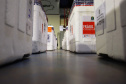 Chegaram ao Paraná, na noite desta segunda-feira (18), 374.100 novas doses do imunizante Covishield, produzido na parceria entre Universidade de Oxford, AstraZeneca e Fundação Oswaldo Cruz (Fiocruz).  -  Curitiba, 17/05/2021  -  Foto: Américo Antonio/SESA
