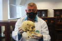 No dia Internacional do Museu (18 de maio), a Secretaria de Estado da Segurança Pública do Paraná (Sesp) destaca um personagem que tem total conexão com o Museu de Ciências Forenses da Polícia Científica do Paraná (PCP), o curador Joel Camargo, responsável por cuidar do acervo e que passou por todas as transformações da instituição e, também, do museu, em mais de 40 anos de trabalho e dedicação