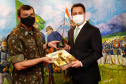 O governador Carlos Massa Ratinho Junior apresentou nesta quinta-feira (19) ao comandante-geral do Exército Brasileiro, general Paulo Sérgio Nogueira de Oliveira, o projeto de Ponta Grossa para sediar a Escola de Sargentos das Armas (ESA) da instituição. Foto: Jonathan Campos/AEN