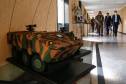 O governador Carlos Massa Ratinho Junior apresentou nesta quinta-feira (19) ao comandante-geral do Exército Brasileiro, general Paulo Sérgio Nogueira de Oliveira, o projeto de Ponta Grossa para sediar a Escola de Sargentos das Armas (ESA) da instituição. Foto: Jonathan Campos/AEN