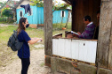 Ações de combate ao mosquito Aedes Aegypti aconteceram em comunidades isoladas do Litoral paranaense, nessa semana. O Mutirão Contra a Dengue, realizado em parceria pela Portos do Paraná e Terminal de Contêineres de Paranaguá (TCP), mobilizou moradores de São Miguel, Ponta do Ubá, Eufrasina, Amparo e Piaçaguera.  -  Paranaguá, 20/05/2021  -  Foto: Claudio Neves/Portos do Paraná