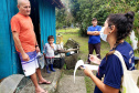 Ações de combate ao mosquito Aedes Aegypti aconteceram em comunidades isoladas do Litoral paranaense, nessa semana. O Mutirão Contra a Dengue, realizado em parceria pela Portos do Paraná e Terminal de Contêineres de Paranaguá (TCP), mobilizou moradores de São Miguel, Ponta do Ubá, Eufrasina, Amparo e Piaçaguera.  -  Paranaguá, 20/05/2021  -  Foto: Claudio Neves/Portos do Paraná