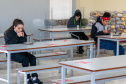 Mais escolas voltam às aulas presenciais no Paraná. Junto aos outros 200 colégios reabertos há 14 dias, a retomada permite que mais 40 mil estudantes, de 28 Núcleos Regionais de Educação (NREs), que englobam aproximadamente 150 municípios, voltem para a sala de aula  -  Curitiba, 24/05/2021  -  Foto: SEED