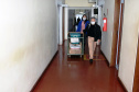 O Governo do Estado descentralizou vacinas contra a Covid-19 da Pfizer/BioNTech para nove municípios do Paraná nesta segunda-feira (24). Ao todo 39.780 doses foram distribuídas para Curitiba, Ponta Grossa, Guarapuava, Foz do Iguaçu, Araucária, Campo Largo, São José dos Pinhais, Colombo e Pinhais. -  24/05/2021  -  Foto: Américo Antonio/SESA