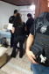 A Polícia Civil do Paraná (PCPR) cumpriu 15 mandados de busca e apreensão contra uma organização criminosa envolvida no transporte clandestino de passageiros nesta terça-feira (25). Os envolvidos estão ligados ao tombamento de um ônibus de turismo, ocorrido em janeiro na BR-376, em Guaratuba, Litoral do Estado, no qual 19 pessoas morreram. Durante a ação, um homem, de 53 anos, foi preso por posse ilegal de arma de fogo.  - Policía Civil/SESP-PR