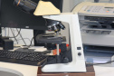 Um Termo de Cooperação Técnica firmado nesta terça-feira (25) entre a Polícia Científica e o Complexo Hospitalar do Trabalhador (CHT) vai permitir o uso compartilhado do laboratório multiusuário de patologia forense do Instituto Médico Legal (IML). Foto: Américo Antonio/SESA