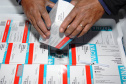 A Secretaria de Estado da Saúde (Sesa) recebeu na noite desta terça-feira (26), 352.750 doses da vacina AstraZeneca/Fiocruz, contra a Covid-19.   -  Curiti, 26/05/2021  -  Foto: Américo antonio/SESA