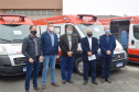 O Governo do Estado realizou nesta terça-feira (1º) a entrega de cinco ambulâncias de suporte básico para ampliação da cobertura do Serviço de Atendimento Móvel de Urgência (Samu) na 4ª Regional de Saúde de Irati, região Centro-Sul do Paraná. Os veículos somam R$ 850 mil em investimentos ? R$ 170 mil cada.  -=  Curitiba, 01/06/2021  -  Foto: Américo Antonio/SESA