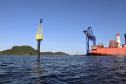 A Portos do Paraná finalizou a troca de boias de sinalização náutica no Canal do Surdinho, acesso alternativo ao Porto de Paranaguá. São quatro novos equipamentos, articulados e mais modernos.  -  Paranaguá, 15/06/2021  -  Foto: Claudio Neves/Portos do Paraná