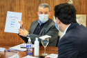 O governador Carlos Massa Ratinho Junior se reuniu nesta sexta-feira (18), no Palácio Iguaçu, com representantes do Instituto de Tecnologia do Paraná (Tecpar) e das empresas Pfizer e Orygen a fim de avaliar a parceria para futura produção conjunta de três medicamentos.Foto: José Fernando Ogura/AEN