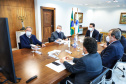 O governador Carlos Massa Ratinho Junior se reuniu nesta sexta-feira (18), no Palácio Iguaçu, com representantes do Instituto de Tecnologia do Paraná (Tecpar) e das empresas Pfizer e Orygen a fim de avaliar a parceria para futura produção conjunta de três medicamentos.Foto: José Fernando Ogura/AEN