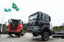 O governador Carlos Massa Ratinho Junior conheceu nesta sexta-feira (18) os caminhões Euro 5 e Euro 6, modelos escolhidos para abrir a linha de montagem da TatraBras no Paraná, que prevê iniciar a produção a partir de setembro. Foto: José Fernando Ogura/AEN