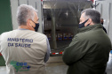 Chegou no Paraná na manhã desta sexta-feira (18) um novo lote com 234.510 vacinas contra a Covid-19. São 143.910 doses do imunizante Comirnaty, produzido pela Pfizer/BioNtech, e 90.600 doses da Coronavac/Butantan. De acordo com a Secretaria de Estado da Saúde (Sesa), as vacinas serão destinadas aos grupos prioritários e população em geral acima de 40 anos. A remessa faz parte da 25ª pauta de distribuição do governo federal. Foto: Ari Dais/AEN
