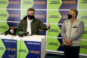 Chegou no Paraná na manhã desta sexta-feira (18) um novo lote com 234.510 vacinas contra a Covid-19. São 143.910 doses do imunizante Comirnaty, produzido pela Pfizer/BioNtech, e 90.600 doses da Coronavac/Butantan. De acordo com a Secretaria de Estado da Saúde (Sesa), as vacinas serão destinadas aos grupos prioritários e população em geral acima de 40 anos. A remessa faz parte da 25ª pauta de distribuição do governo federal. Foto: Ari Dais/AEN