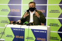 Chegou no Paraná na manhã desta sexta-feira (18) um novo lote com 234.510 vacinas contra a Covid-19. São 143.910 doses do imunizante Comirnaty, produzido pela Pfizer/BioNtech, e 90.600 doses da Coronavac/Butantan. De acordo com a Secretaria de Estado da Saúde (Sesa), as vacinas serão destinadas aos grupos prioritários e população em geral acima de 40 anos. A remessa faz parte da 25ª pauta de distribuição do governo federal. Foto: Ari Dais/AEN