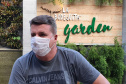 Empresários apostam em mais empregos com recuperação da orla de Matinhos -  Na foto, o proprietário de um restaurante no balneário Betaras, Sidney Aparecido Agassi  -  Foto: Divulgação SEDEST