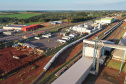 Cascavel, no Oeste do Paraná, recebeu nesta quarta-feira (23) a comitiva do governo federal que está no Estado para uma série de visitas técnicas a fim de avaliar o projeto da Nova Ferroeste. Em encontro com cooperativistas, foi abordado o desempenho da linha férrea já existente (a Ferroeste) e o impacto que a nova ferrovia terá sobre a competitividade do setor produtivo da região. Foto: Alessandro Vieira/AEN