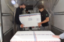 O Governo do Estado recebeu 439.340 vacinas contra a Covid-19 na tarde desta quinta-feira. Este é o primeiro lote com vacinas do braço farmacêutico da Johnson & Johnson. Foto: Américo Antonio/Sesa