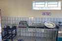 O Governo do Estado e a Prefeitura de Borrazópolis, na região do Vale do Ivaí, entregaram à população nesta semana as instalações reformadas da cozinha e da padaria comunitárias. Ambas tiveram os equipamentos renovados, acrescidos de outros itens que possibilitarão maior diversidade de alimentos e ampliação da listagem de cursos oferecidos no local.  -  Foto:  Divulgação SEAB