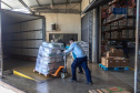A Rede de Farmácias Nissei entregou nesta terça-feira (29) à Coordenadoria Estadual da Defesa Civil 1.200 cestas básicas que serão distribuídas a municípios e entidades de Curitiba e do Interior que atendem pessoas em situação de vulnerabilidade. A arrecadação é resultado da campanha “Teste Nissei. Negativo para a Fome”, que destinou R$ 15 de cada teste rápido de Covid-19 realizado durante o mês de maio  -  Curitiba, 30/06/2021    - Curitiba, 29/06/2021  - - Foto: Eduardo Kimmel/NISSEI