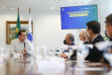 O governador Carlos Massa Ratinho Junior  recebe o  ministro do Desenvolvimento Regional, Rogério Marinho, no Palácio Iguaçu, as propostas selecionadas pelo Programa Pró-Moradia para revitalização de favelas nas cidades de Curitiba e São José dos Pinhais.  Foto: Jonathan Campos/AEN