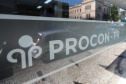 O Procon-PR, da Secretaria de Justiça, Família e Trabalho do governo do Paraná, registrou neste primeiro semestre de 2021 um total de 92.050 reclamações, sendo que 80% dos casos registrados foram solucionados.   -  Foto: Geraldo Bubniak/ANPr