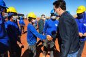 O governador Carlos Massa Ratinho Junior visitou nesta terça-feira (03) as obras de instalação do novo núcleo genético e da unidade de disseminação de genes da empresa Agroceres Pic, no limite entre Paranavaí e Santo Antônio do Caiuá, no Noroeste. Foto: José Fernando Ogura/AEN