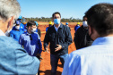 O governador Carlos Massa Ratinho Junior visitou nesta terça-feira (03) as obras de instalação do novo núcleo genético e da unidade de disseminação de genes da empresa Agroceres Pic, no limite entre Paranavaí e Santo Antônio do Caiuá, no Noroeste. Foto: José Fernando Ogura/AEN