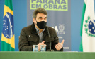 O secretário de Infraestrutura e Logística, Sandro Alex, atende a imprensa nesta quinta-feira (5) para esclarecer a nova modelagem das concessões de rodovias do Paraná. Na foto, o diretor-geral do DER-PR, Fernando Furiatti 05/08/2021. Foto: Rodrigo Félix Leal/Infraestrutura