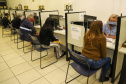 Agência do Trabalhador de Curitiba promove ação para empregar pessoas acima de 50 anos. Fotos:Ari Dias/AEN.