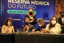  governador Carlos Massa Ratinho Junior e o prefeito de Curitiba, Rafael Greca, assinaram, nesta quarta-feira (15), o Decreto Municipal 1.172/2021 que cria a Reserva Hídrica do Futuro – área que receberá ações para melhorar a segurança hídrica da região.  15/09/2021  -  Foto: José Fernando Ogura/AEN