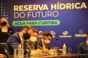  governador Carlos Massa Ratinho Junior e o prefeito de Curitiba, Rafael Greca, assinaram, nesta quarta-feira (15), o Decreto Municipal 1.172/2021 que cria a Reserva Hídrica do Futuro – área que receberá ações para melhorar a segurança hídrica da região.  15/09/2021  -  Foto: José Fernando Ogura/AEN