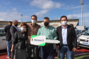 O governador em exercício Darci Piana e o secretário estadual da Saúde, Beto Preto, entregam nesta quarta-feira (13),  veículos da Estratégia da Saúde da Família aos municípios da 1ª Regional de Saúde de Paranaguá, além de computadores para renovação e modernização do parque tecnológico da Sesa.13/10/2021 - Foto: Geraldo Bubniak/AEN